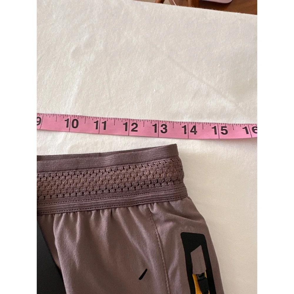 NEW‎ Ten Thousand Session Short 7